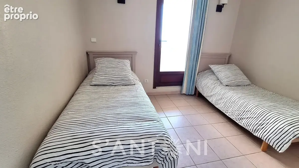 Cap d'agde - secteur rochelongue - t3 vue mer - piscine - ascenseur - garage - emplacement d'exception pieds dans l'eau - photo 8