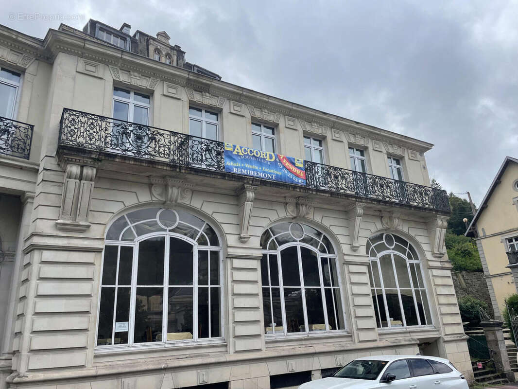 IMG_8721 - Commerce à PLOMBIERES-LES-BAINS