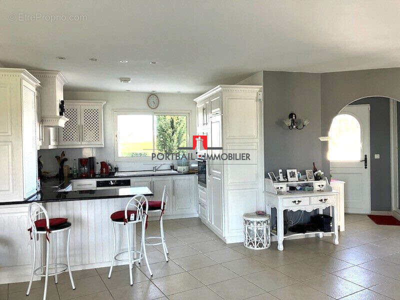 Maison à SAINT-ANDRE-DE-CUBZAC