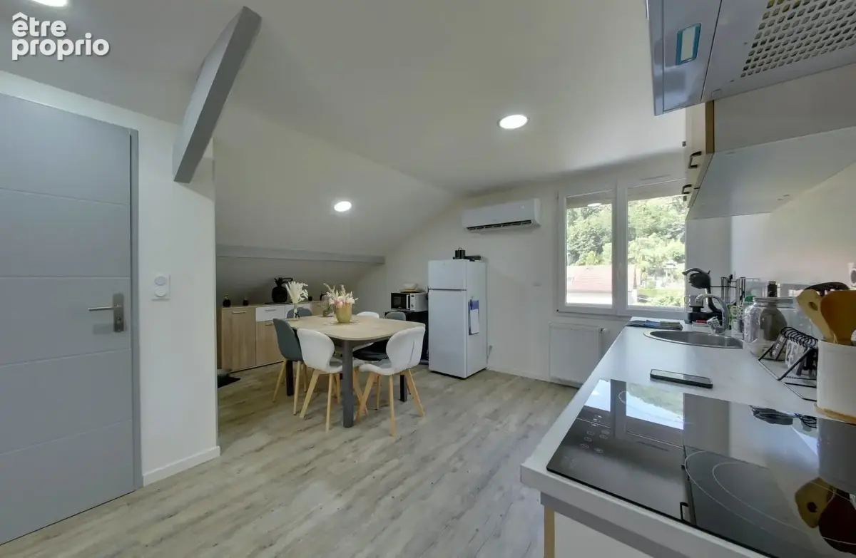 Maison 8 pièces 228 m² à vendre à Fontanil-Cornillon (38120) - photo 7