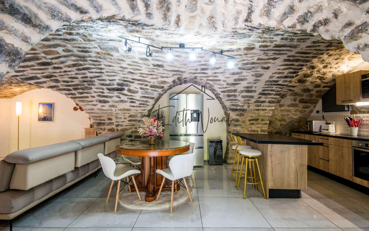 Deux logements, un coup de cœur à habiter et un loyer déjà en place! - photo 9