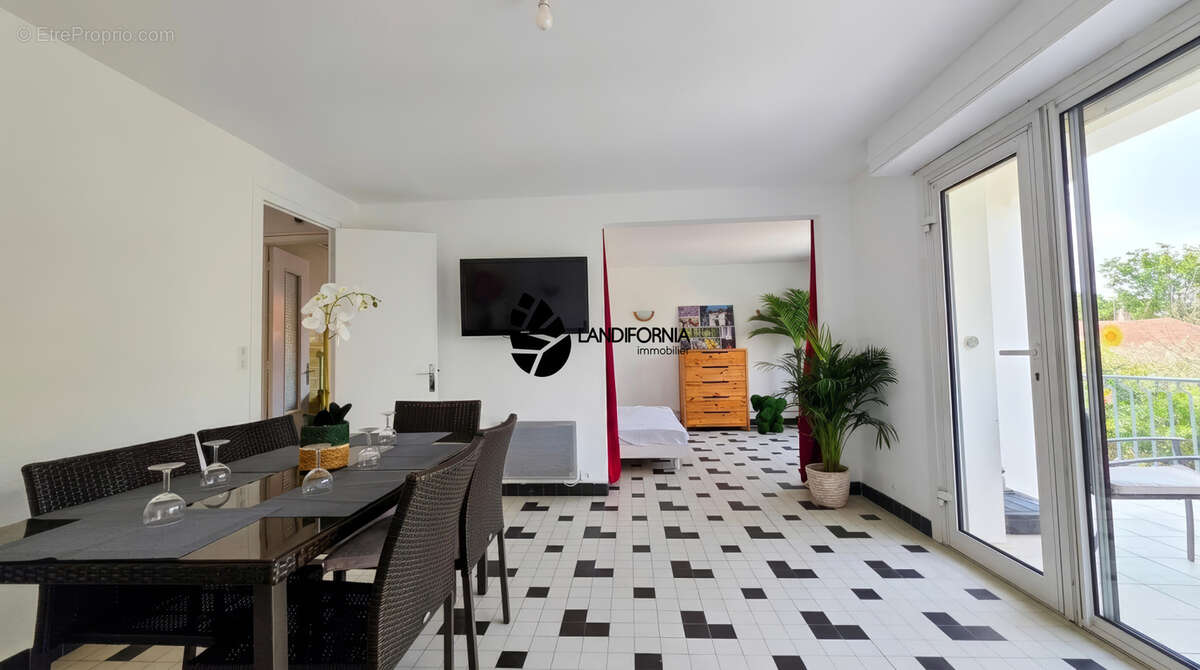 Appartement T3 à vendre à Vieux-Boucau-les-Bains   Grand jardin privatif, terrasse et emplacement privilégié e - photo 5