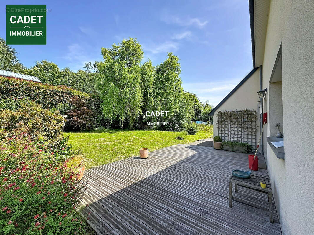 Maison 139 m² à Saint-Pierre-Langers  - photo 5