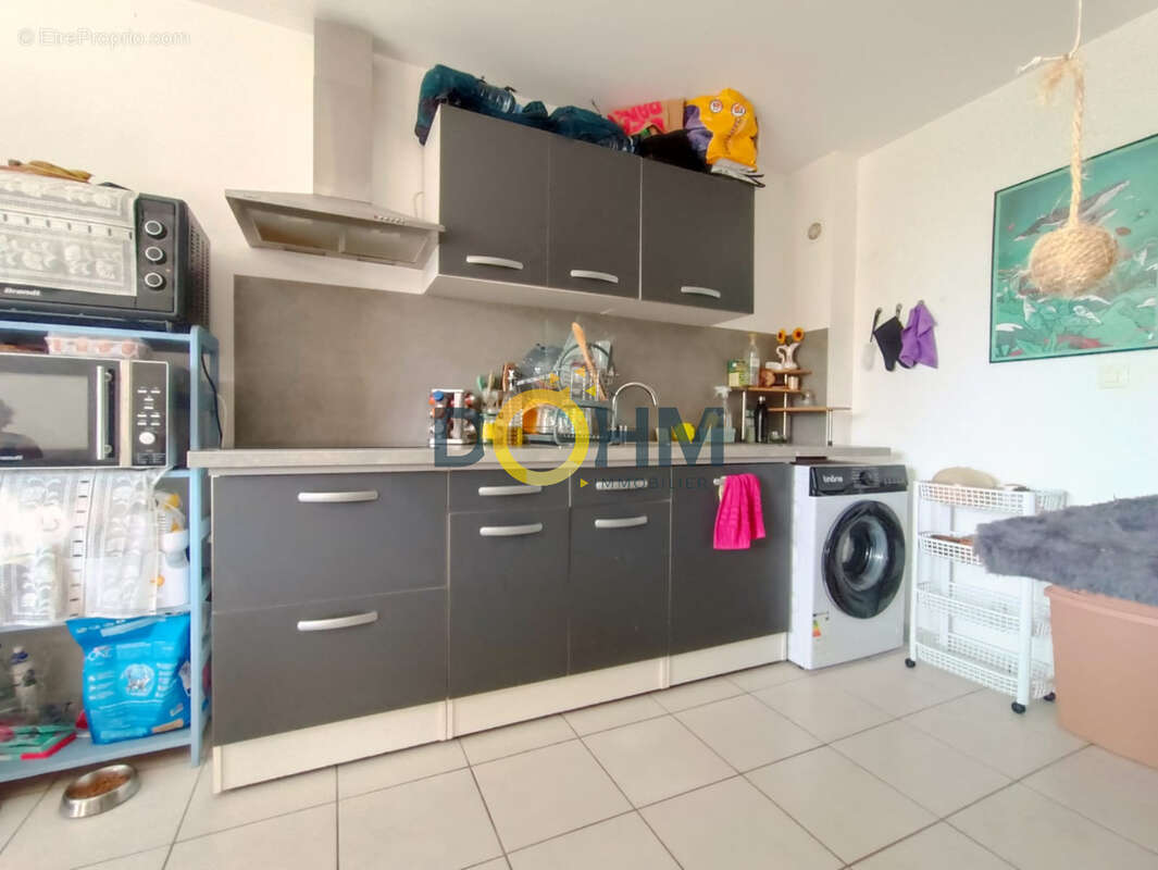 Appartement à LES AVIRONS