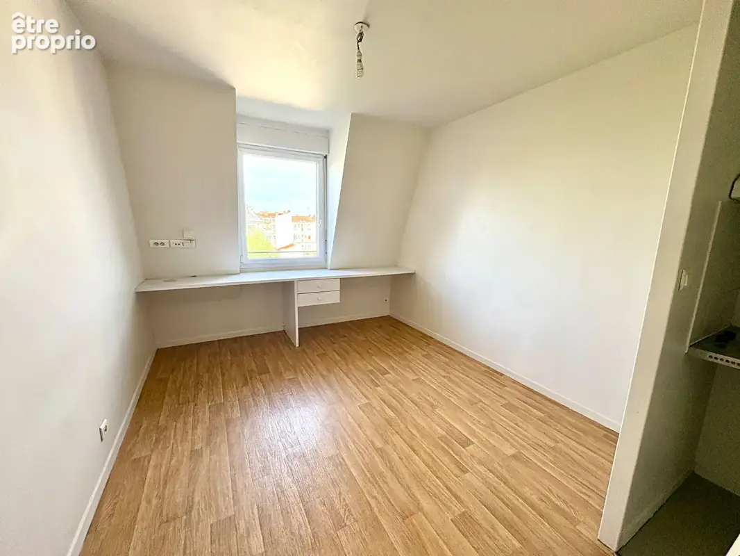 Photo Appartement à Montrouge au prix de 170 000€