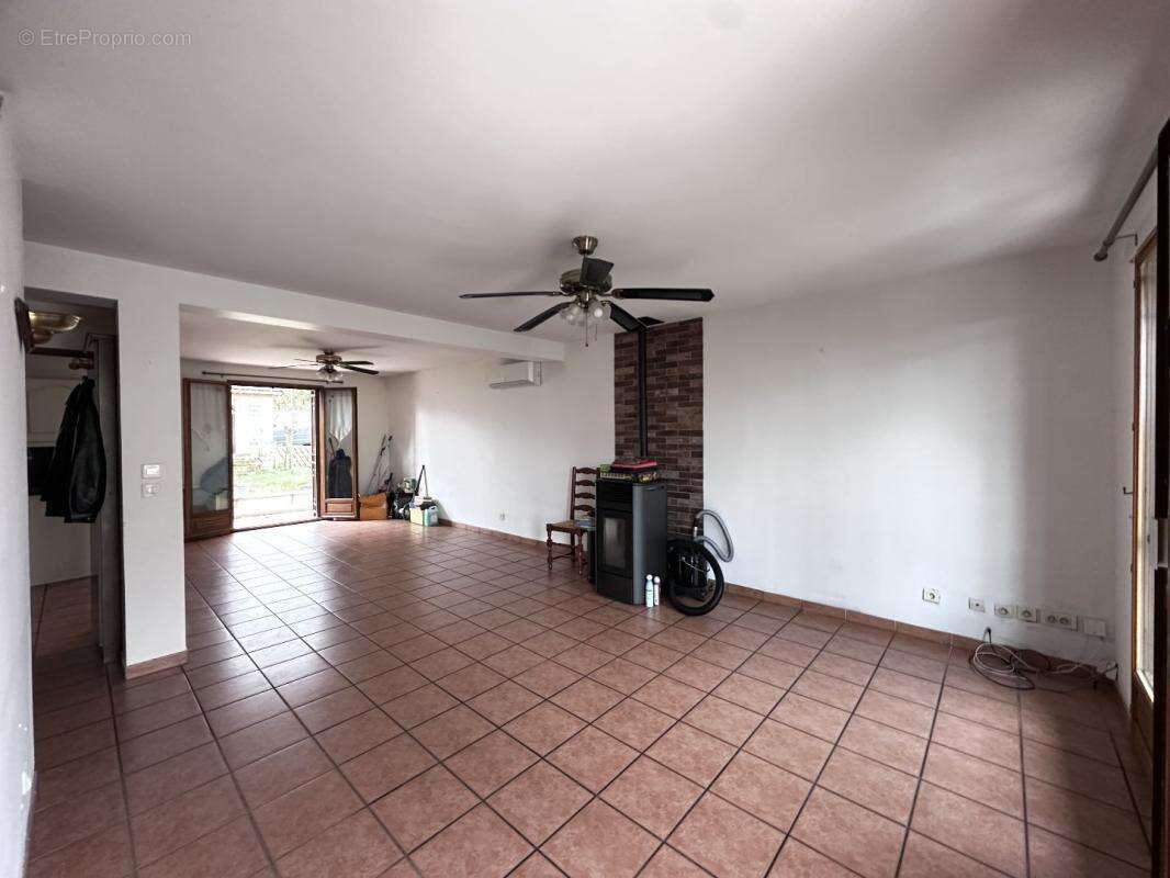 Maison à VILLETANEUSE