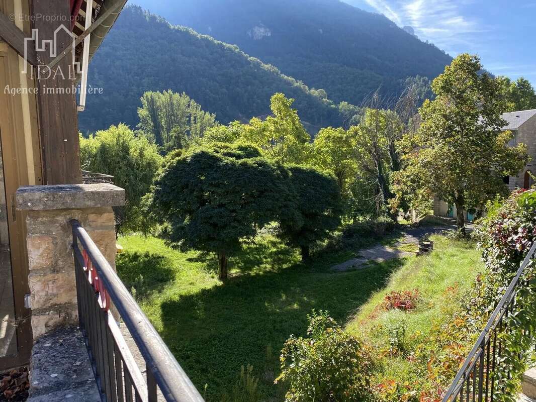 Appartement à LES VIGNES