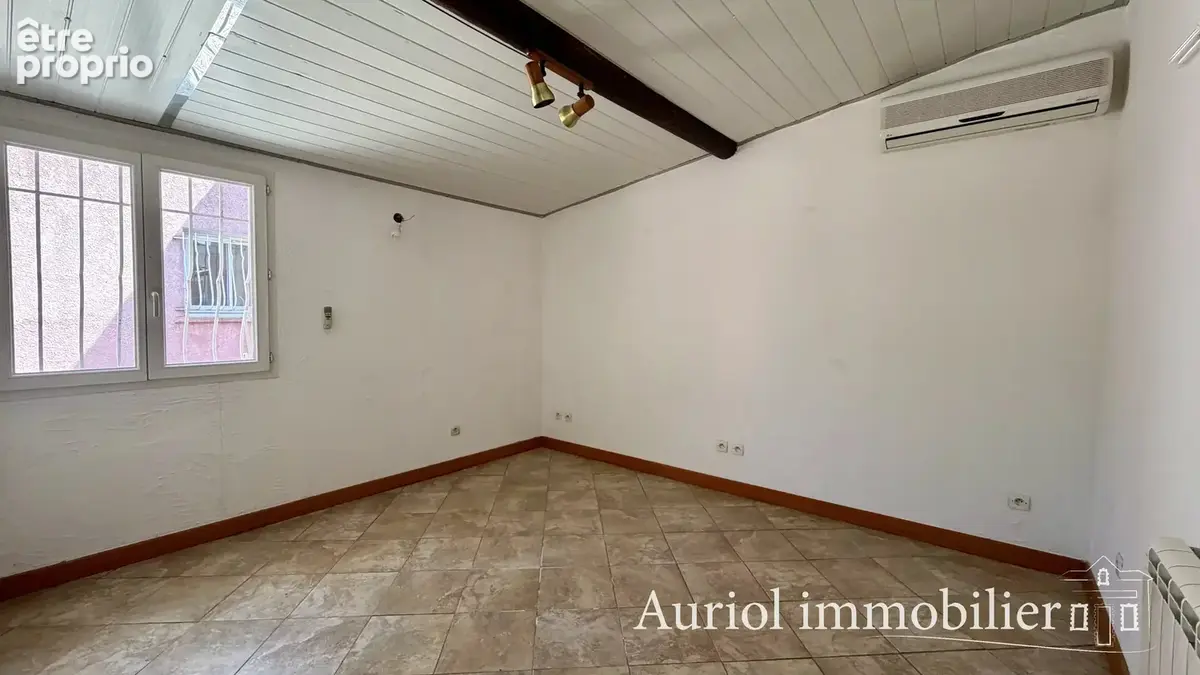 AURIOL Villa T3 de plain pied + studio de 30 m² - photo 9