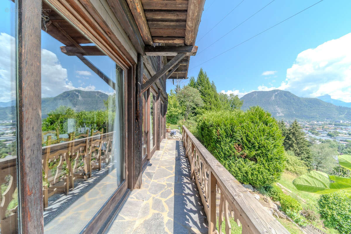 Chalet d’exception 8 pieces   350 m2 sur terrain  5000 m2  chatillon-sur-cluses - photo 17