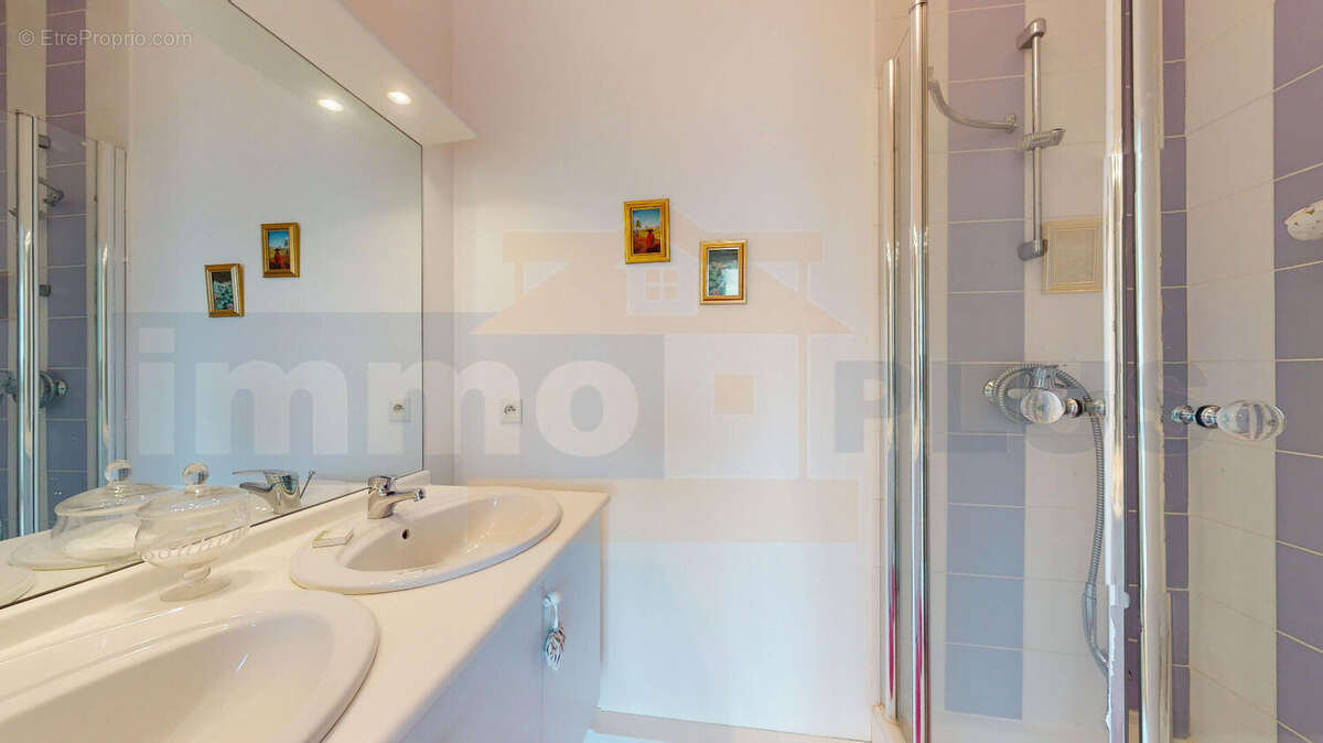 Appartement à MONTIGNY-LE-BRETONNEUX
