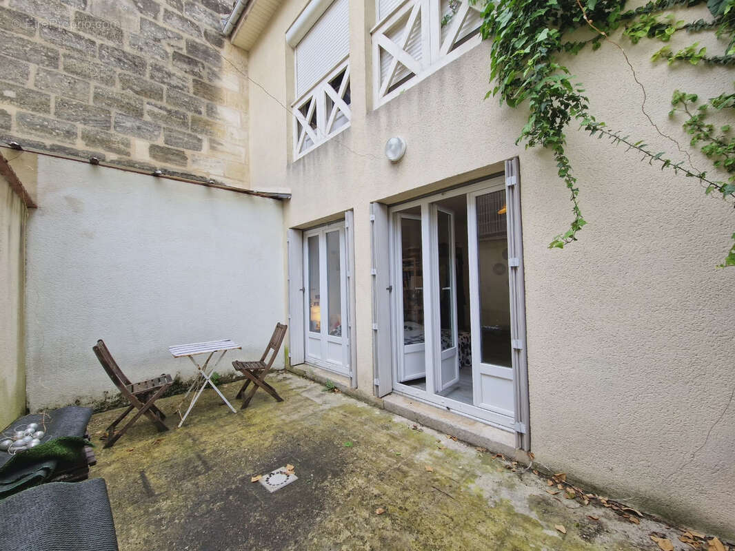 Appartement à BORDEAUX