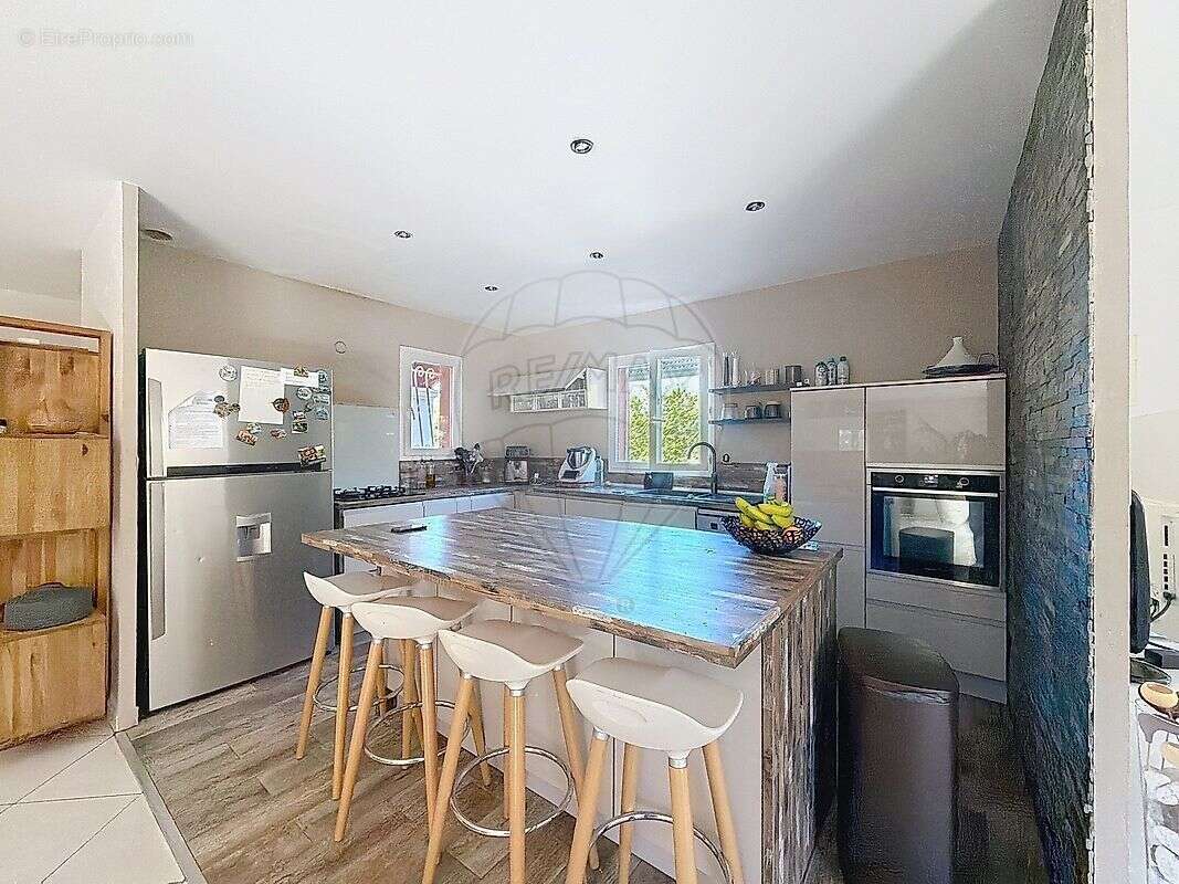 Maison à SAINT-CHRISTOL-LES-ALES