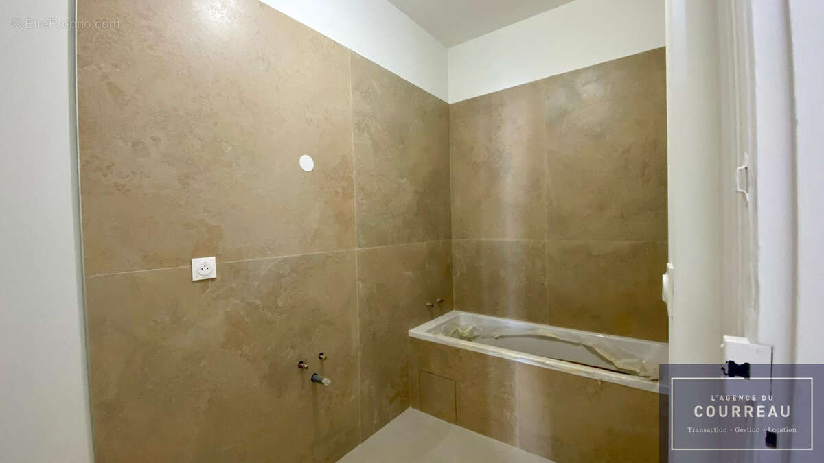 Montpellier   F3 de 83 m2 à Rénover dans Immeuble de Caractère - photo 17
