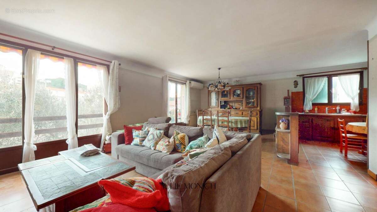 À 2 pas de la plage Maison avec jardin et potentiel - photo 6