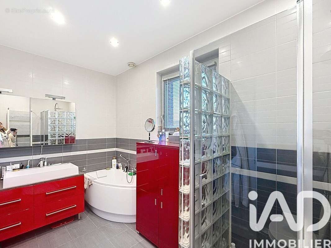 Photo 9 - Maison à ROOST-WARENDIN