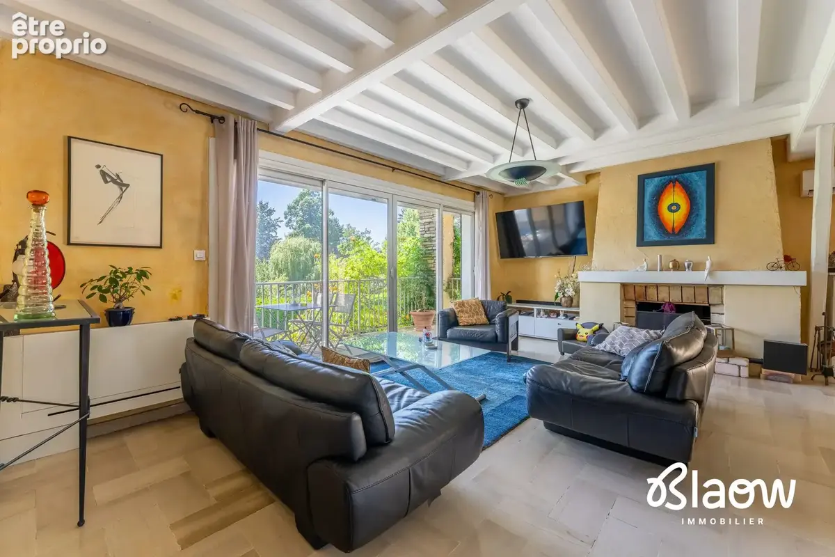 Maison 5 pièces 138 m² à vendre à Meyzieu (69330) - photo 2
