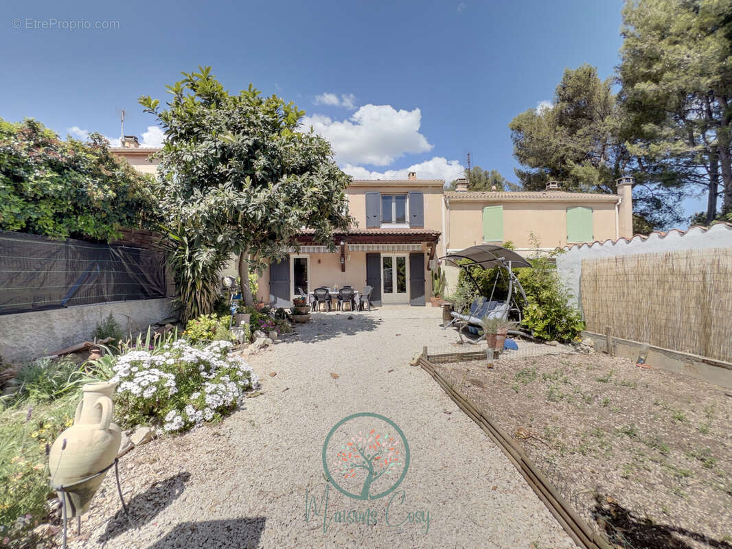 Maison à AUBAGNE