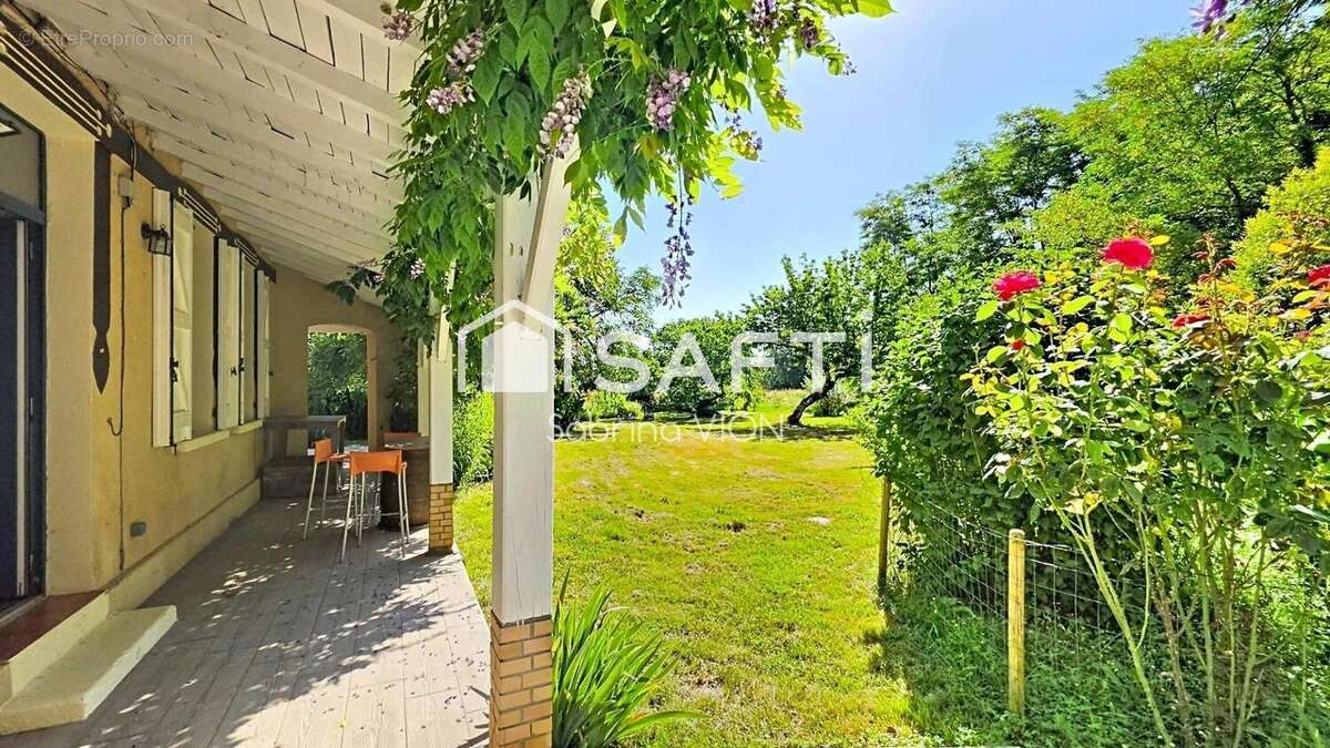 Maison 156 m² à Pompignan  - photo 9