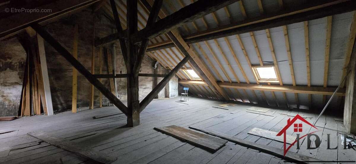 SALINS LES BAINS, Centre-Ville . Immeuble de rapport  289 m2 - photo 28