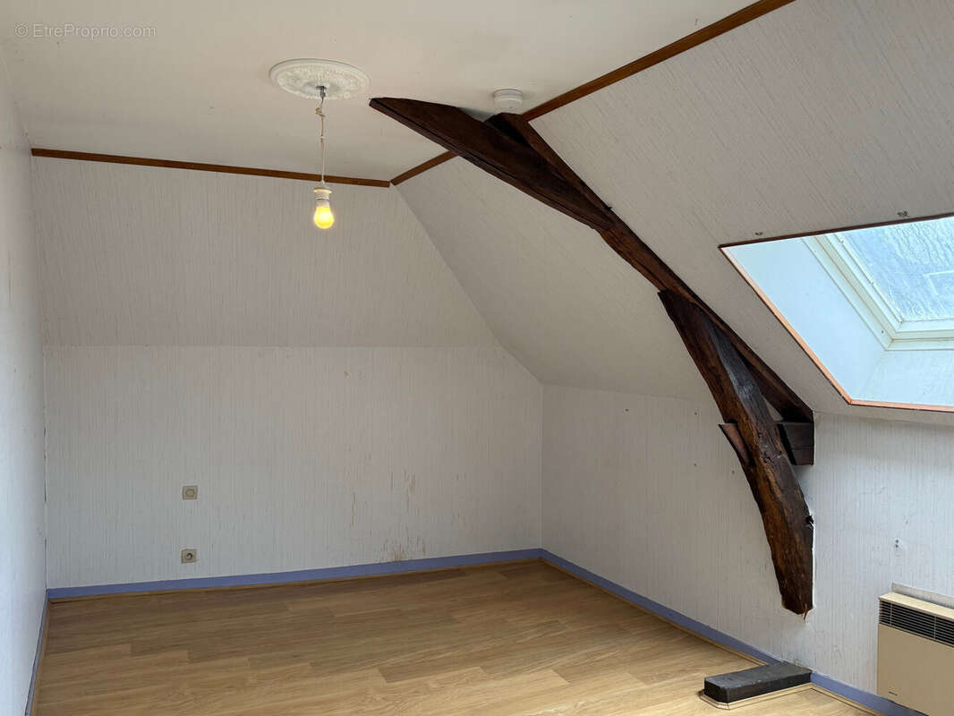 Appartement à CLUIS