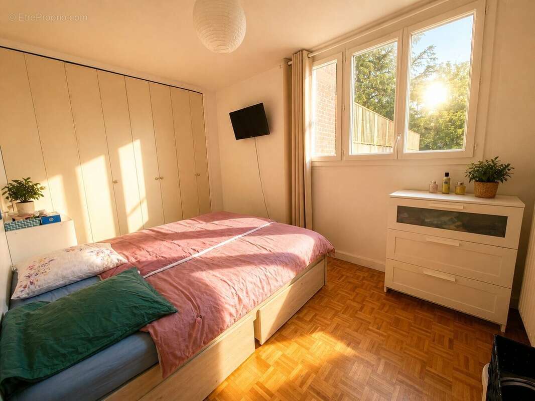 Appartement à FONTENAY-LE-FLEURY