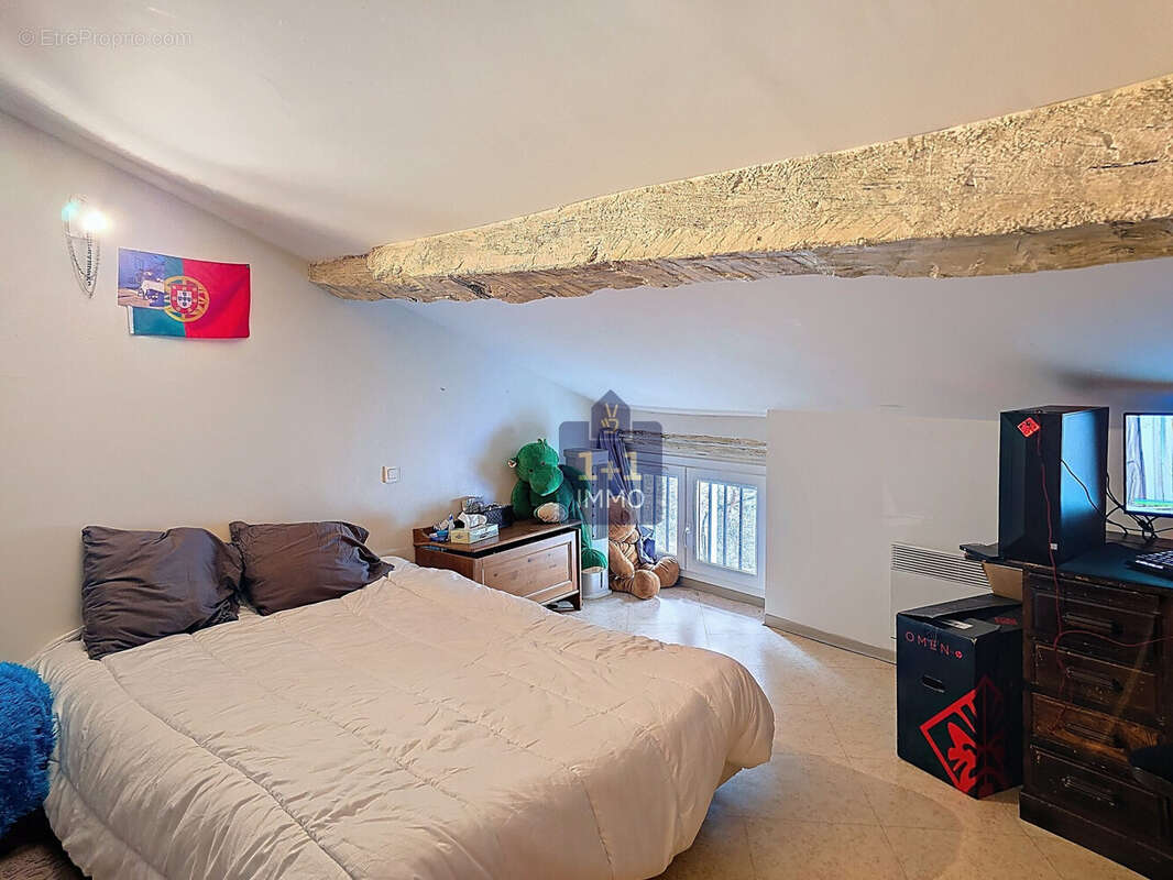 Appartement à SEILLANS