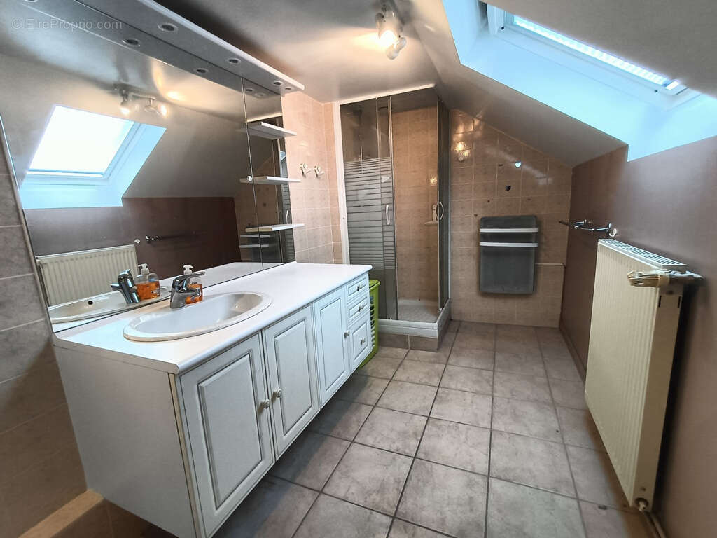 Maison à SAINT-POURCAIN-SUR-SIOULE