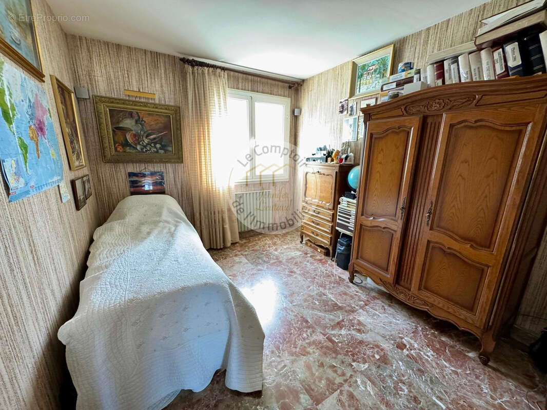 Appartement à MARSEILLE-9E