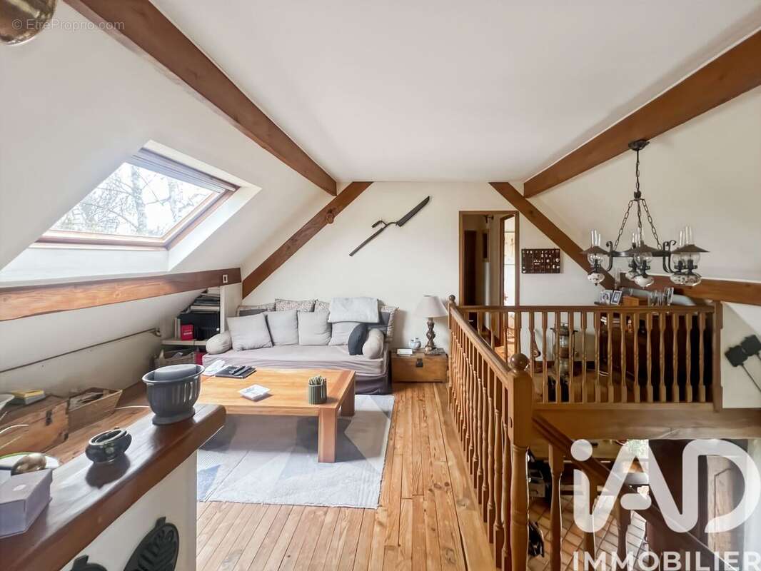 Photo 8 - Maison à FEROLLES-ATTILLY