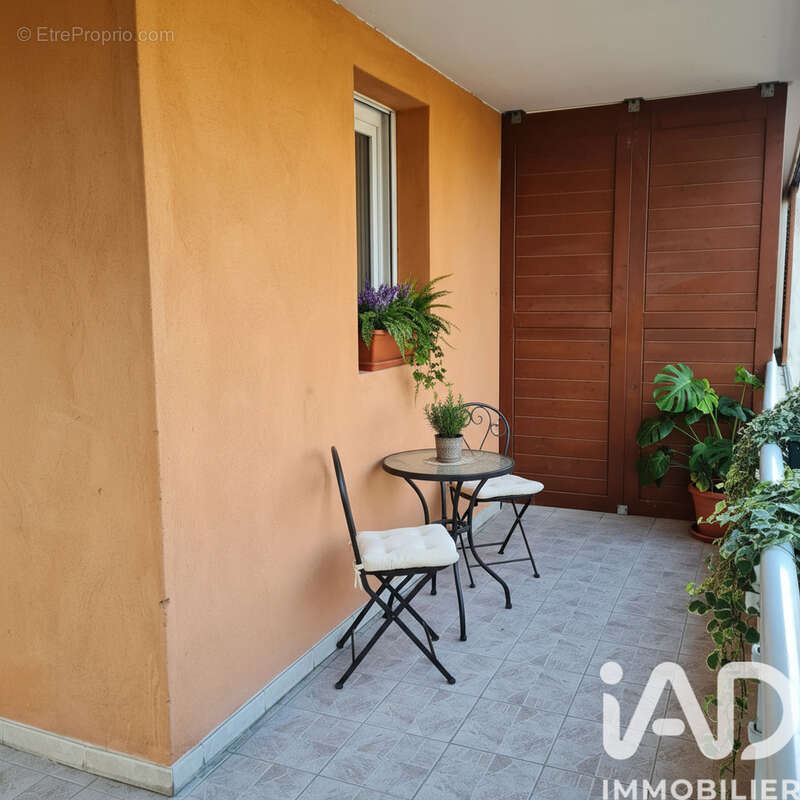 Photo 6 - Appartement à ENTRAIGUES-SUR-LA-SORGUE
