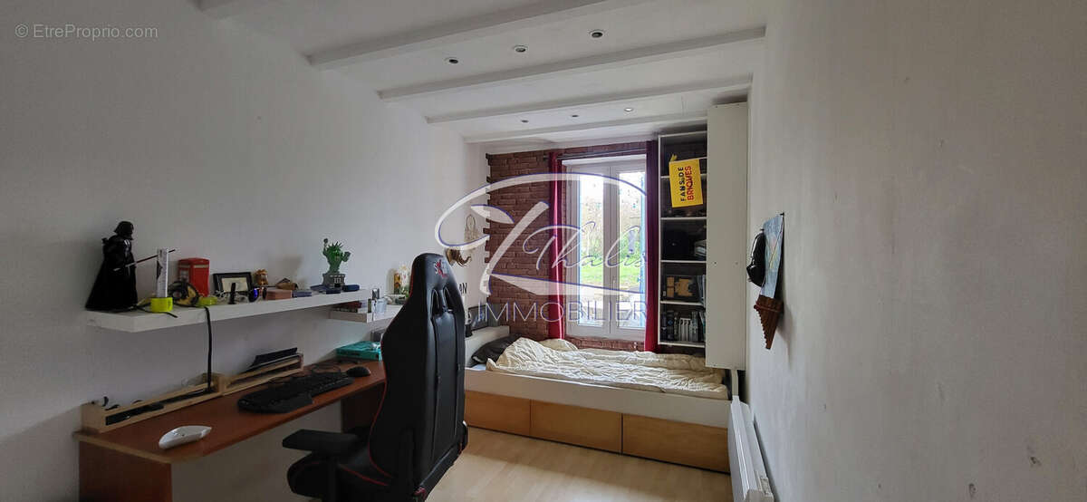 Maison 108 m² à La Lande-De-Fronsac  - photo 8