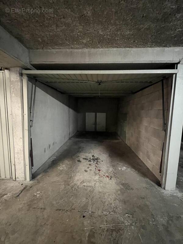 Parking à AIX-EN-PROVENCE