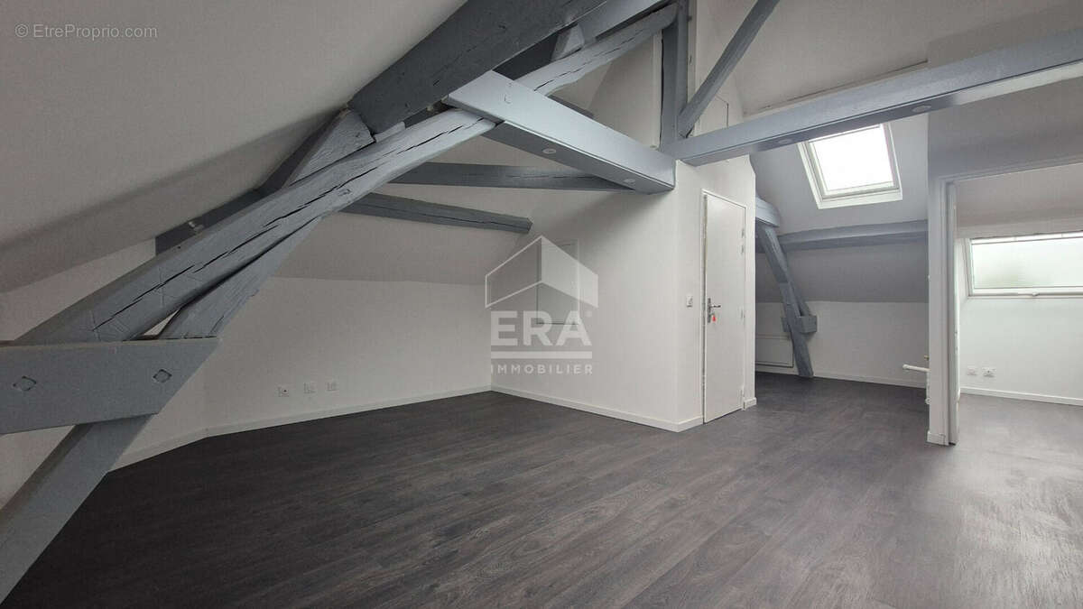 Appartement à GRISY-SUISNES