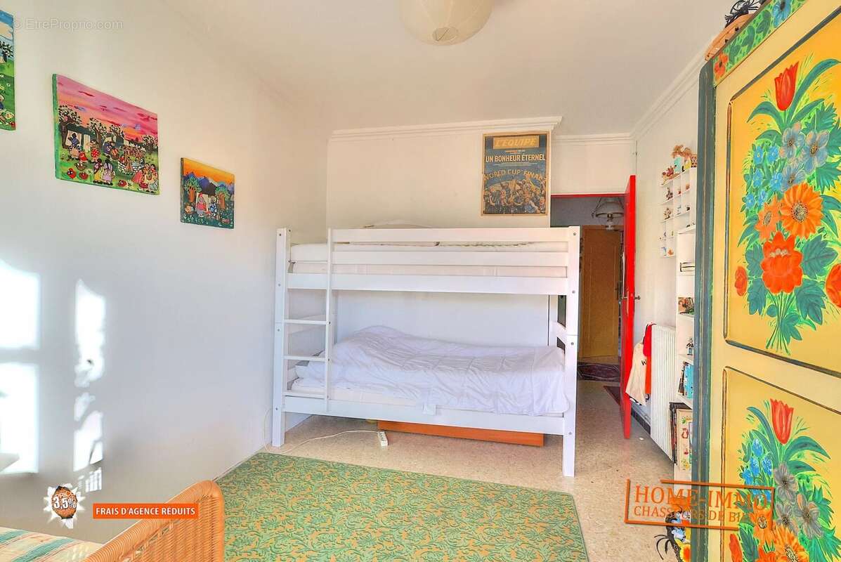 Appartement à VILLENEUVE-LOUBET