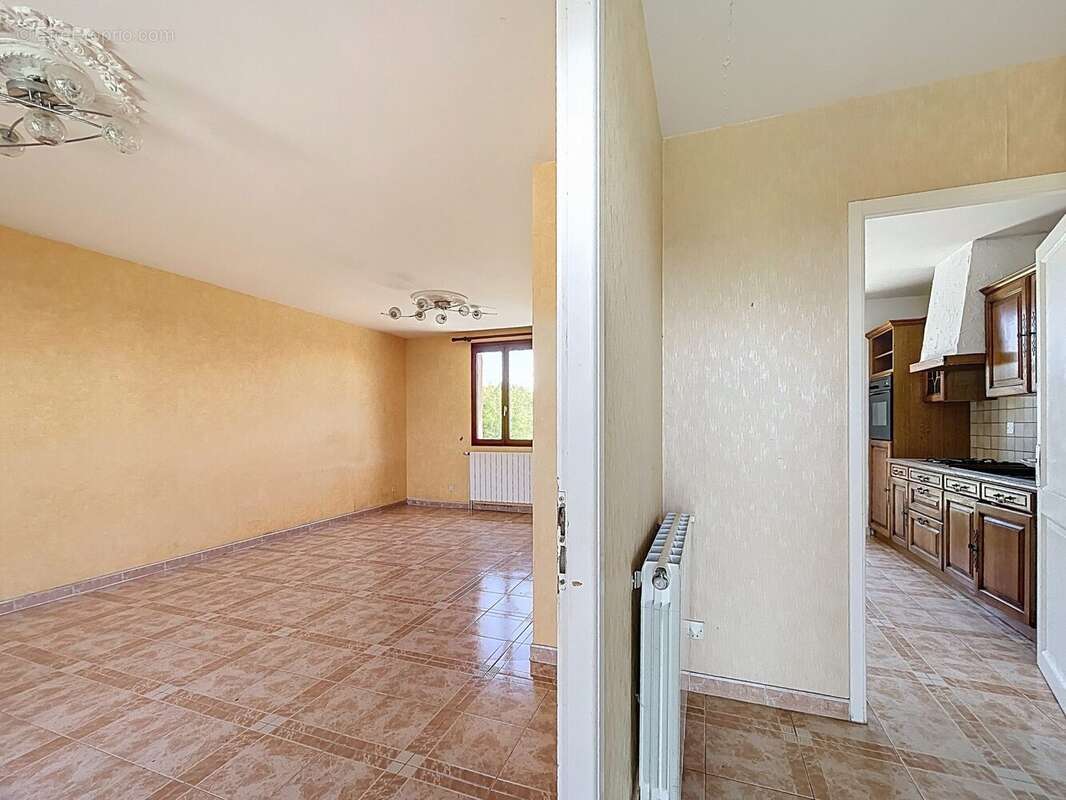 Maison à DREMIL-LAFAGE