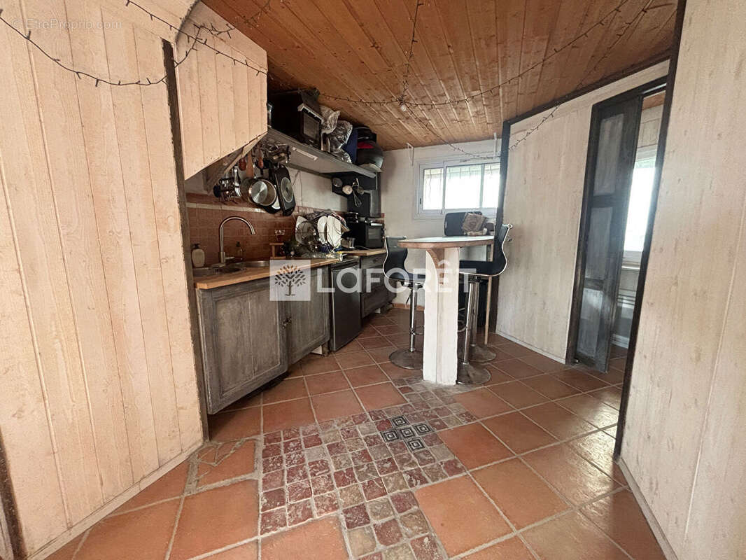 Appartement à MAUGUIO