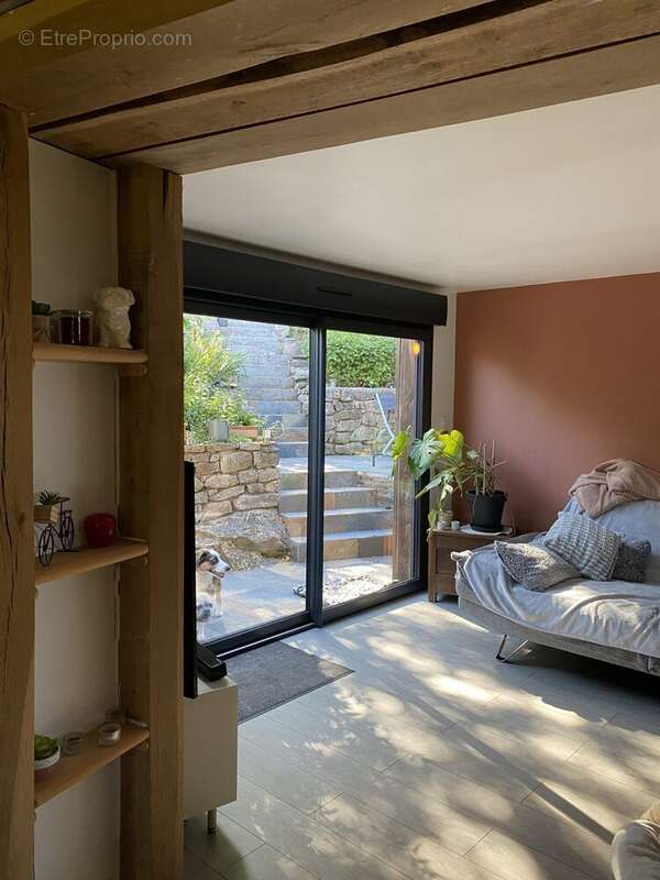 Maison 85 m² à Roziers-Saint-Georges  - photo 4