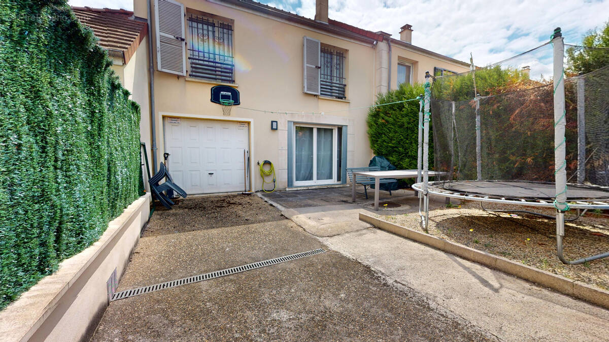 Maison à CORMEILLES-EN-PARISIS