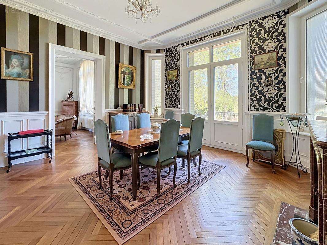 Maison à CULAN