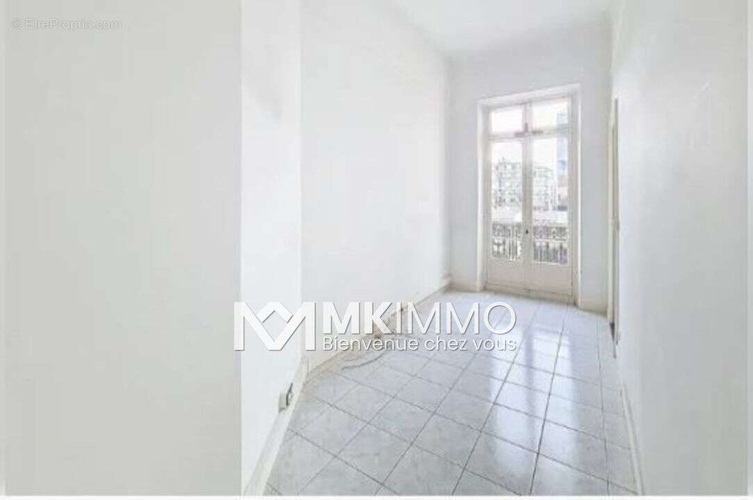 Commerce à CAGNES-SUR-MER