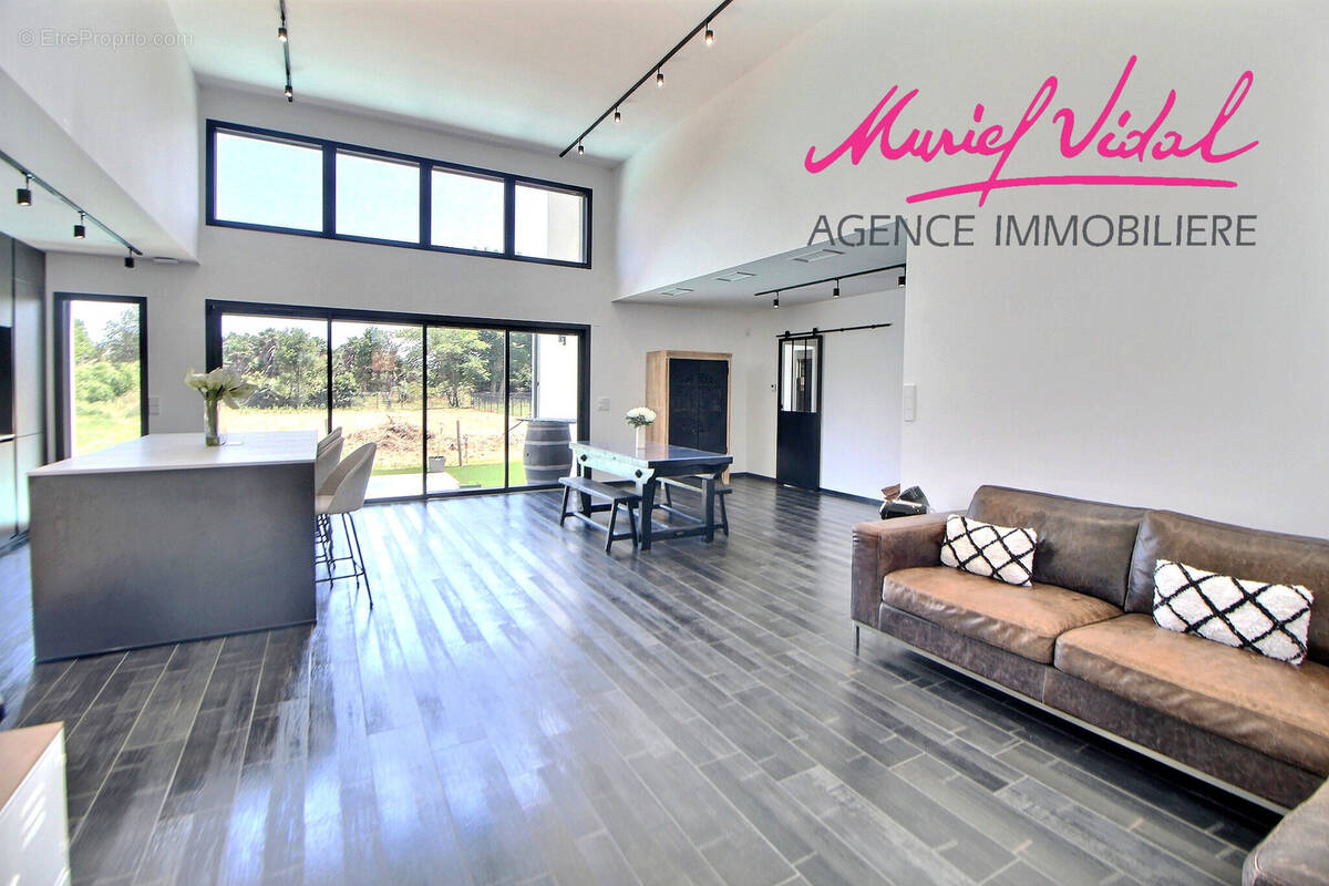 Maison à SAINT-CYPRIEN