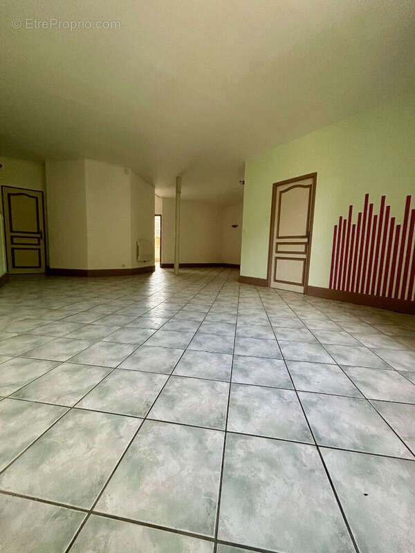 Appartement à CHARAVINES