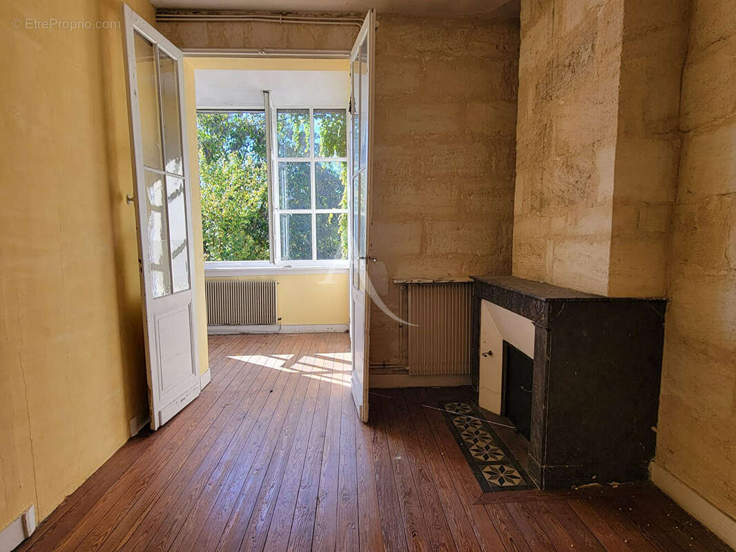 CAUDERAN PARC BORDELAIS - Maison à rénover 5 chambres - photo 9