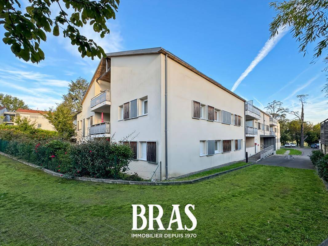 Appartement à BOUGUENAIS