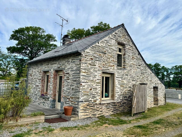 Maison à TREFFIEUX