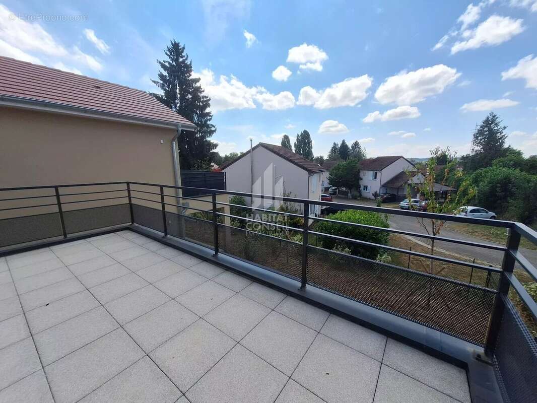 Appartement à LES ABRETS