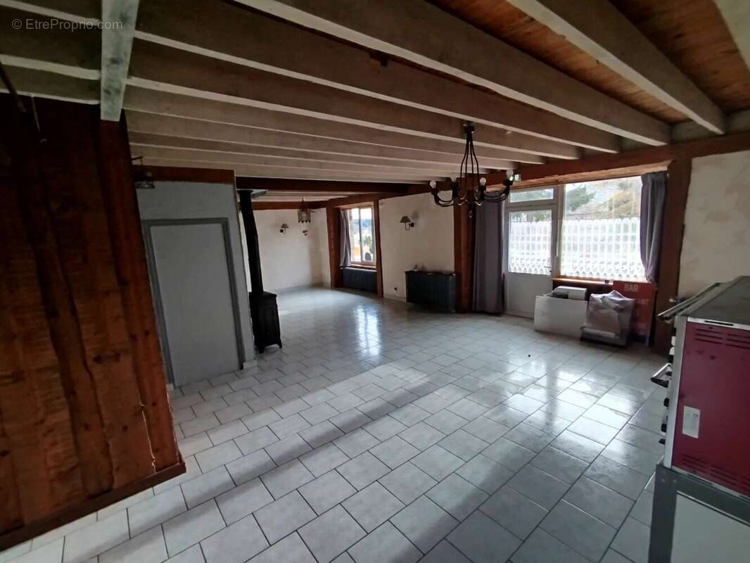 Maison à LACHAMP-RAPHAEL