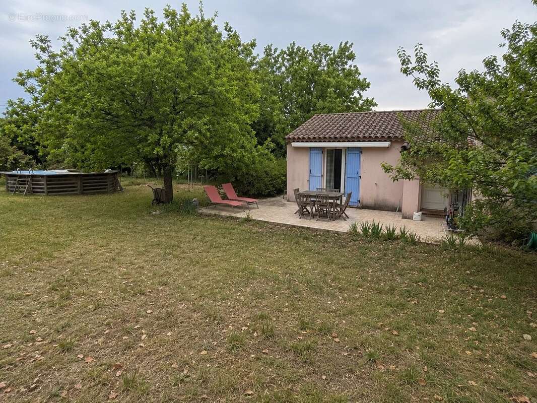 Maison à SAINT-CEZAIRE-SUR-SIAGNE
