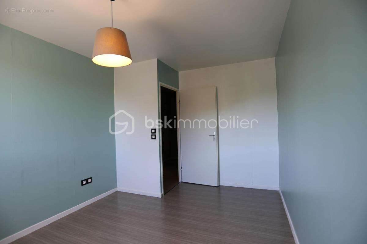 Appartement à SALLAUMINES