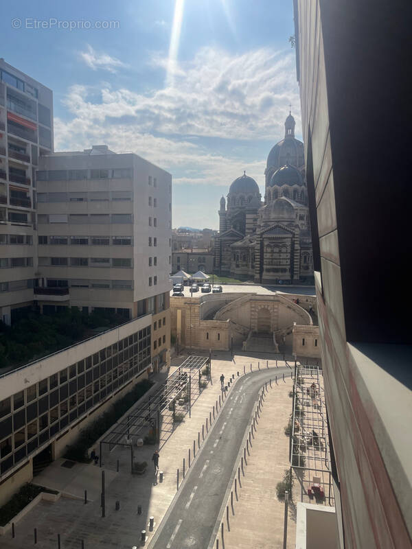 Appartement à MARSEILLE-2E